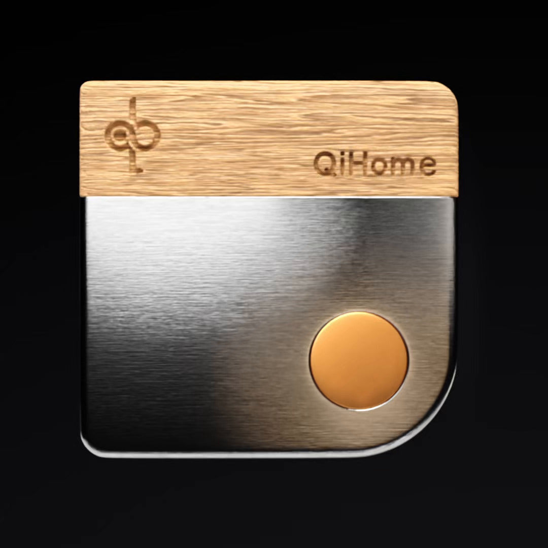 QiHome® Air, front view: wood and brushed stainless steel with a gold chip
